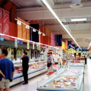 CÉH_Tesco_áruházak_(17 db)_magasépítési_tervezés_és_projektmenedzsment_002.jpg